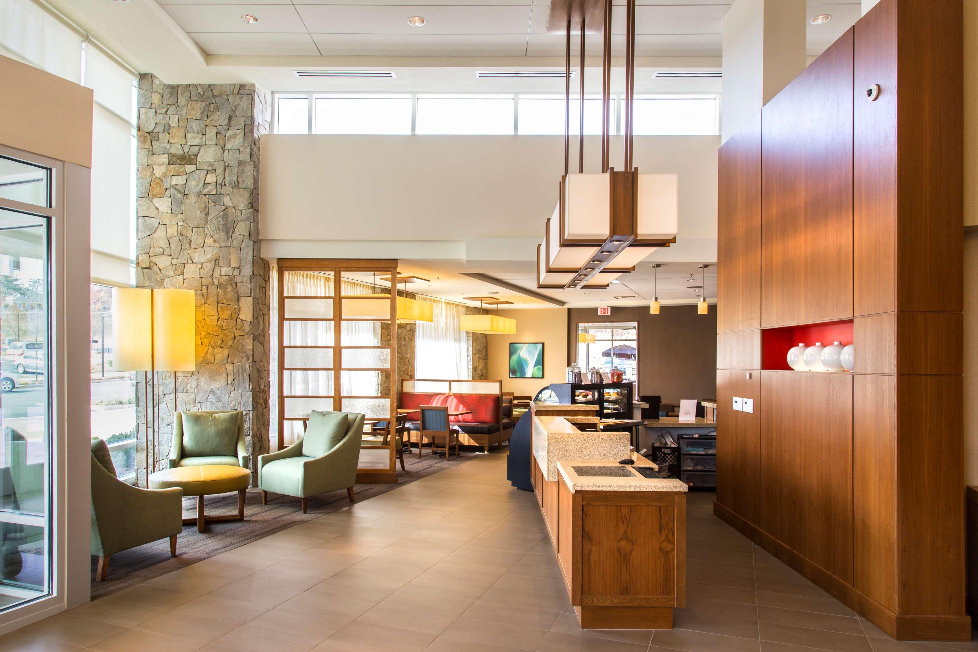 Hyatt Place Charlottesville Exterior photo